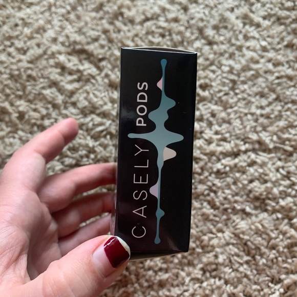 Casely AirPods Pro Case, Purple - Picture 7 of 9